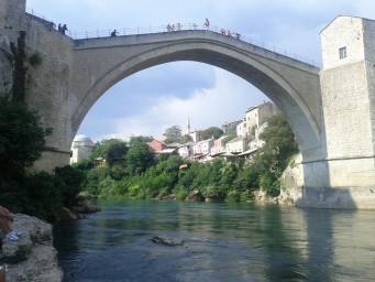 The-Old-Bridge-With-Neretva