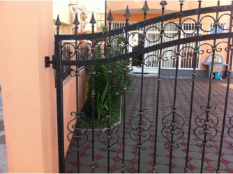 hotel-mostar-fence-left-side